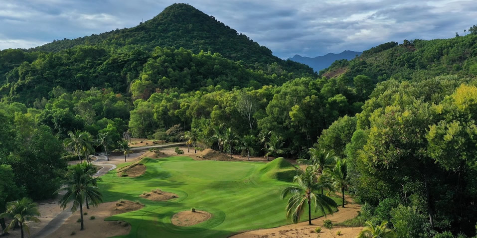 The PerryGolf Vietnam Golf Cruise